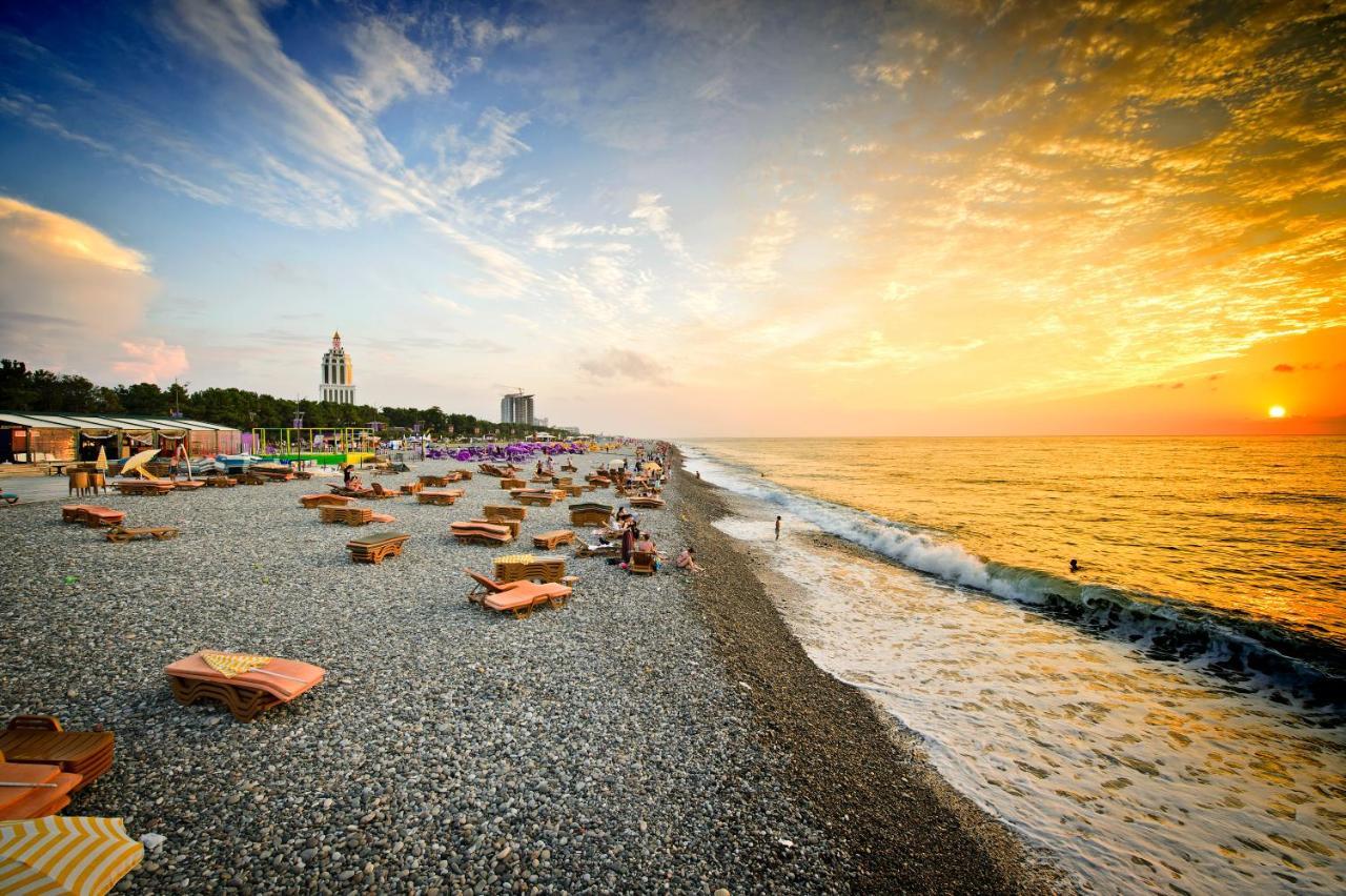 Orbi City Sea View Батуми Экстерьер фото