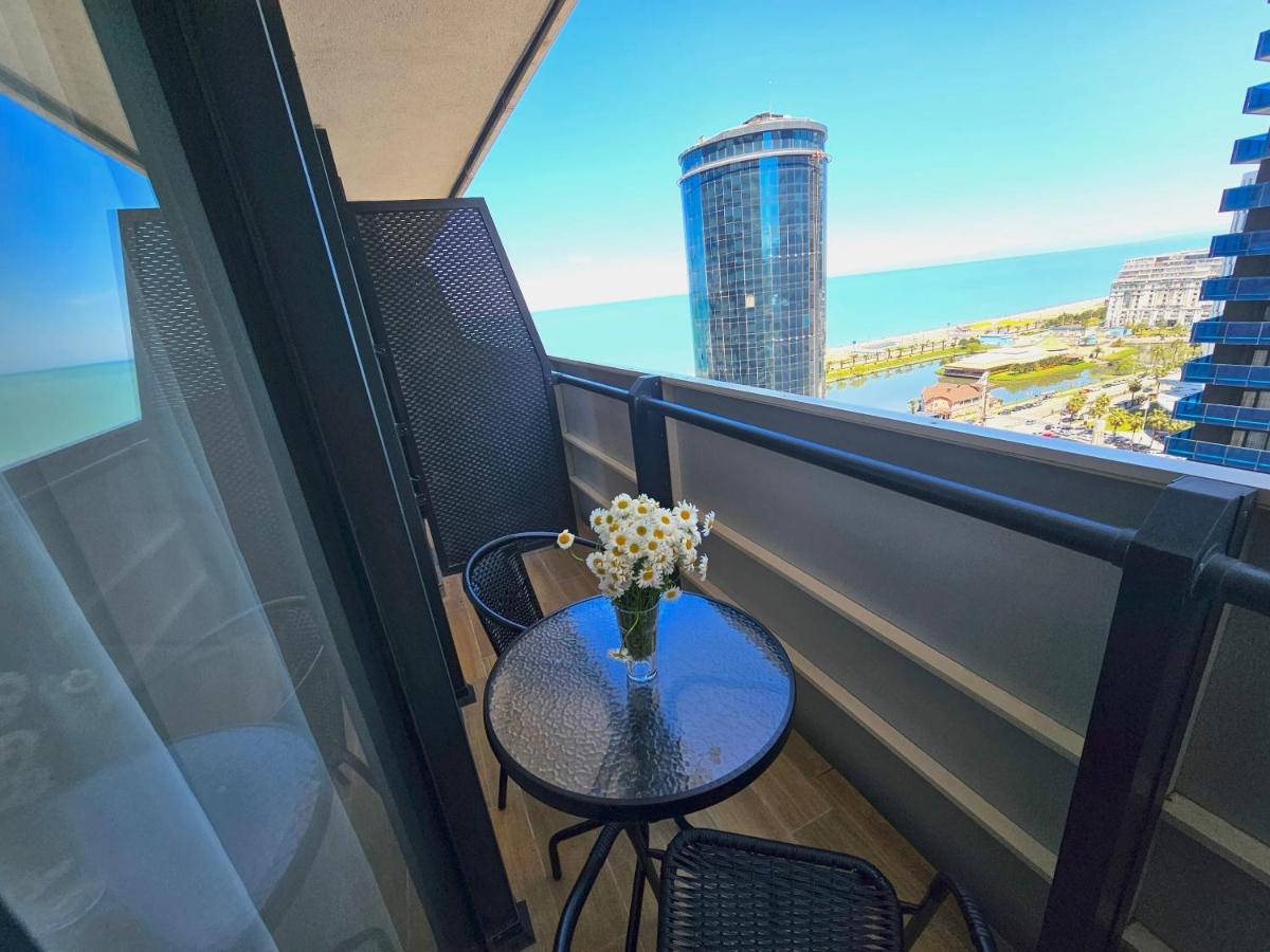 Orbi City Sea View Батуми Экстерьер фото