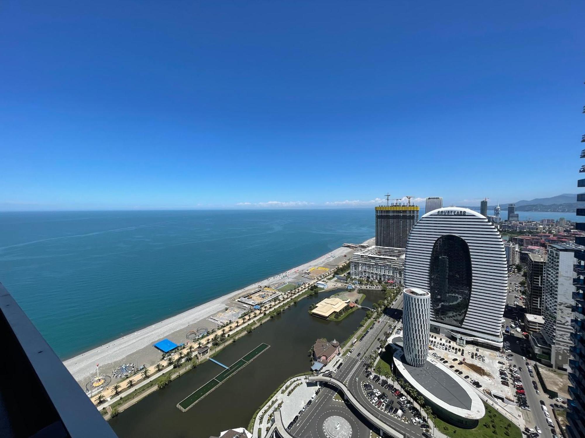 Orbi City Sea View Батуми Экстерьер фото