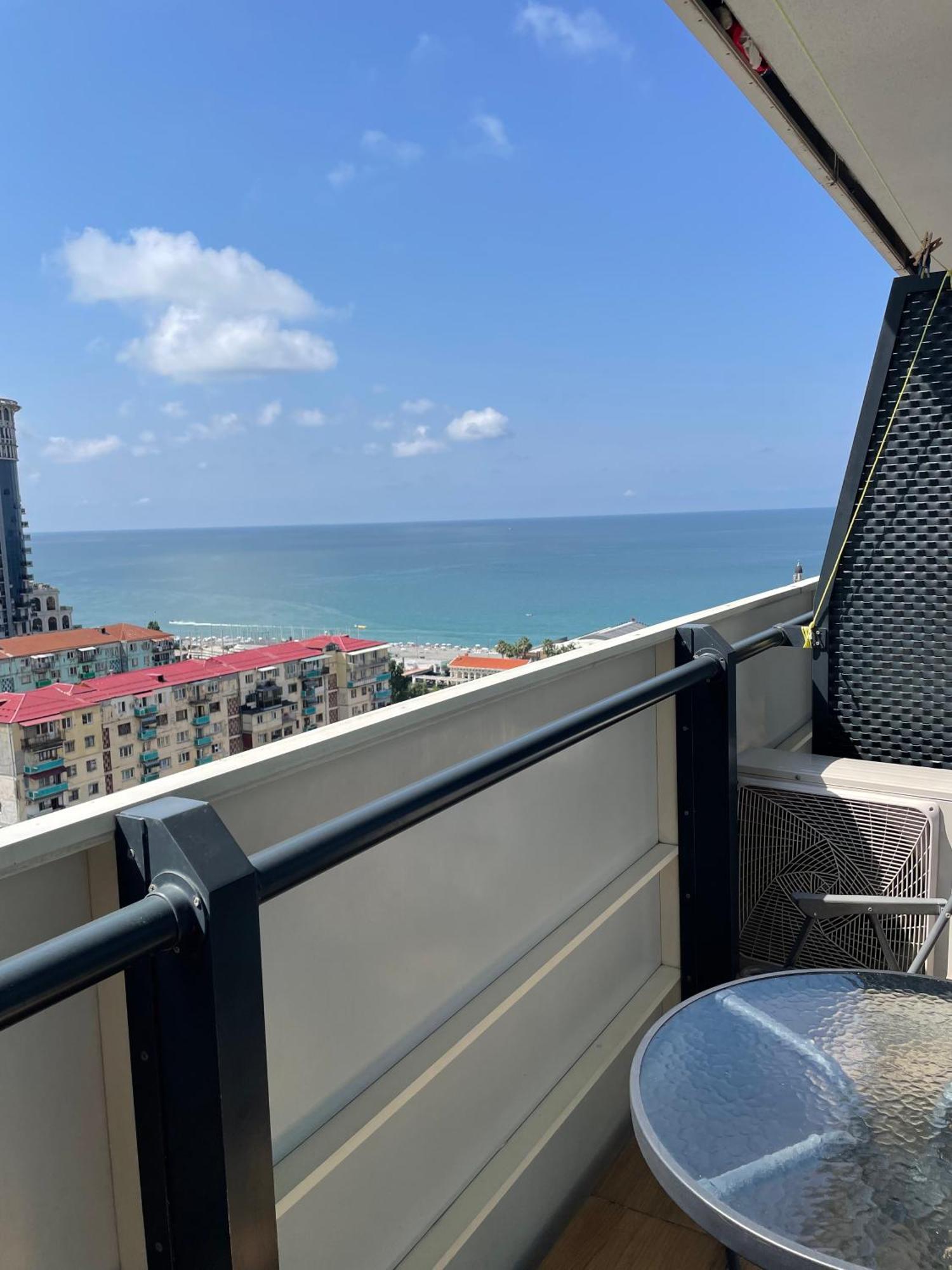 Orbi City Sea View Батуми Экстерьер фото